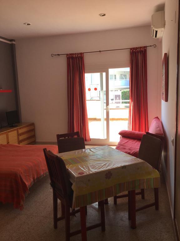 Apartamentos Eva Costa Brava Extérieur photo