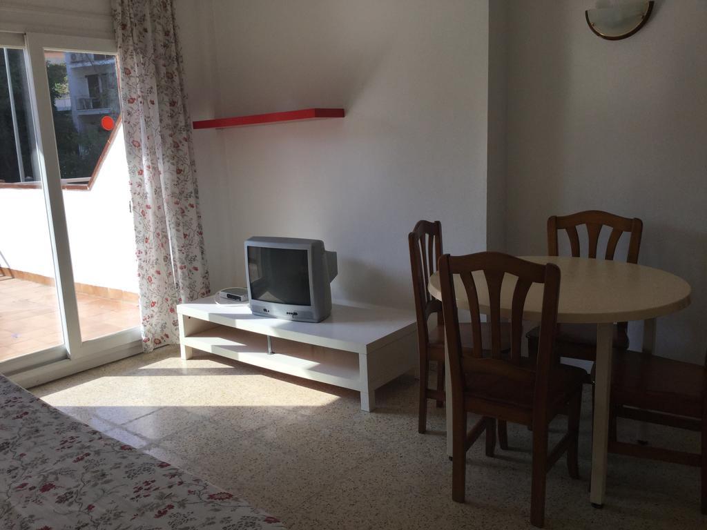 Apartamentos Eva Costa Brava Extérieur photo