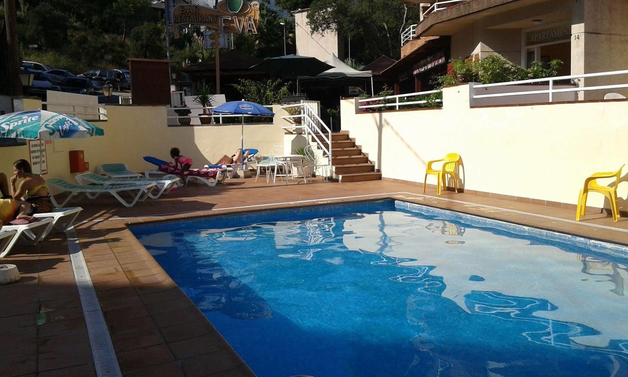 Apartamentos Eva Costa Brava Extérieur photo