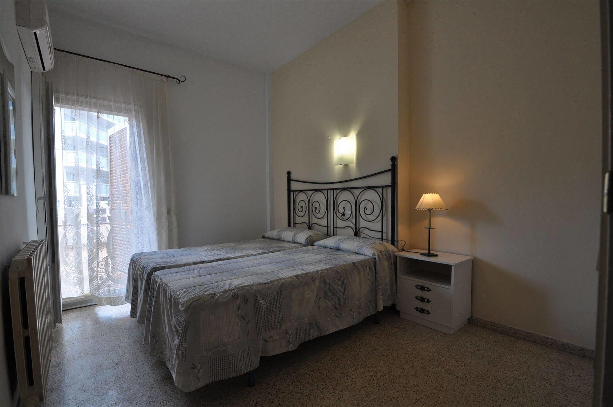 Apartamentos Eva Costa Brava Extérieur photo